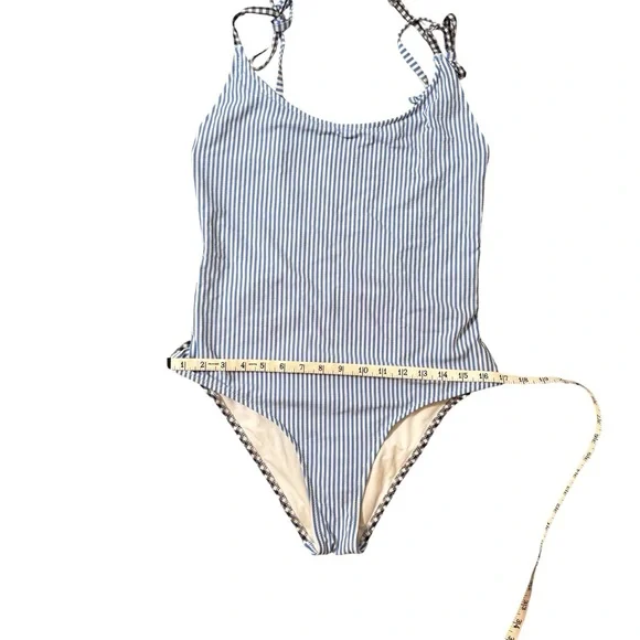 Aerie Navy Blue and White Gingham Striped Seersucker One-Piece Swimsuit Size L - Picture 13 of 15